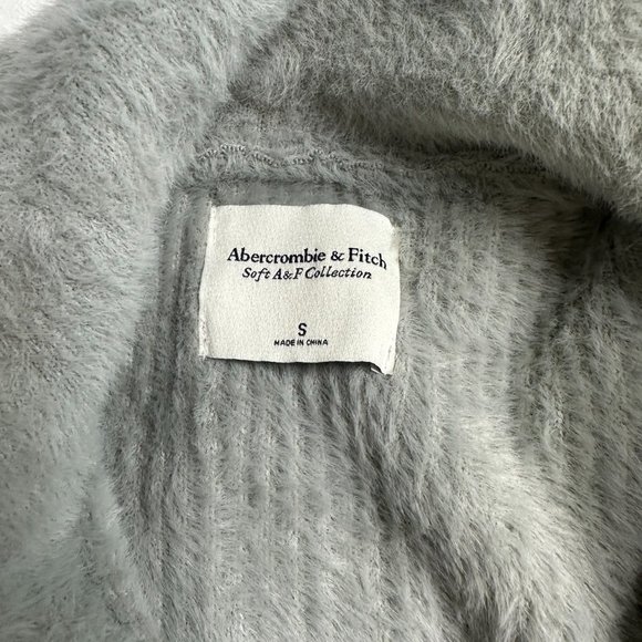 Abercrombie & Fitch Cropped Eyelash 1/2 Zip Sweater Women's Small - Picture 5 of 5